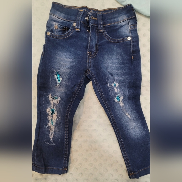 Girls Outfit Disney shirt size 2T - Picture 3 of 4